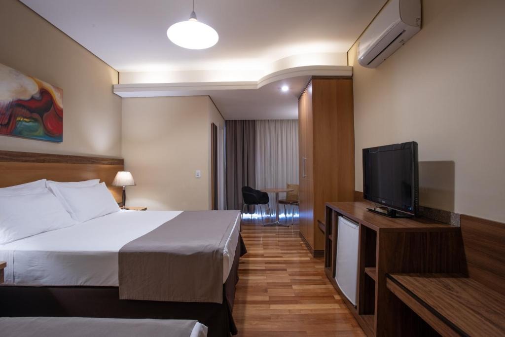 هتل رکنتو کاتاراتاس